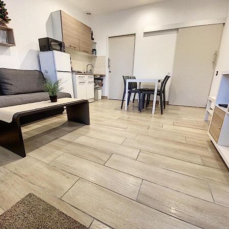 F2 "Le Parc" Clim, Wifi, Pmr Apartment Balaruc-les-Bains Bagian luar foto